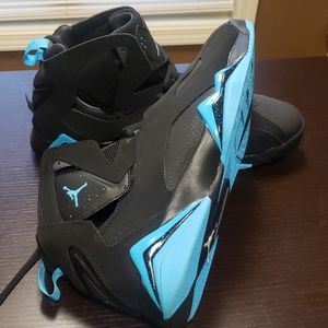 Jordan retro (brand new)